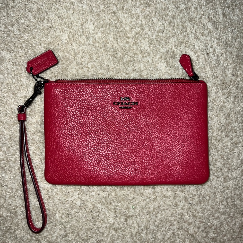 NWT Coach Small Wristlet